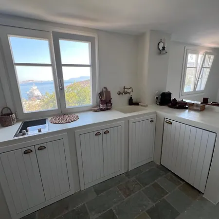 Hilltop House בית נופש *