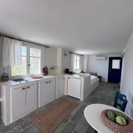 Hilltop House Ferienhaus Kímolos