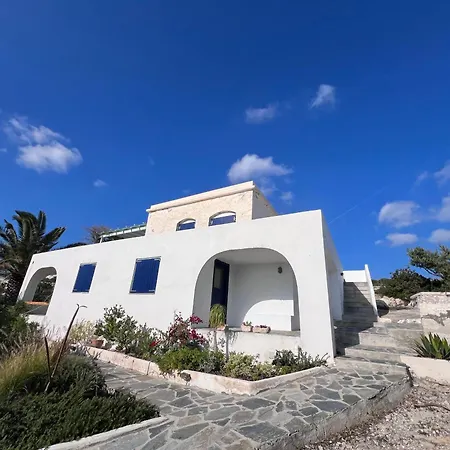 Hilltop House Ferienhaus Kímolos