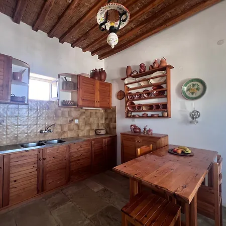 Ferienhaus Kimoliatiko *