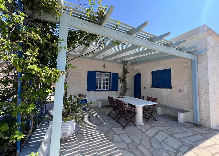 Hilltop House * Kimolos